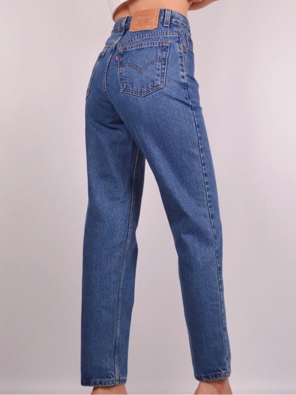 Vintage Levi’s 512‎ Slim Fit Straight Leg Denim Jeans.